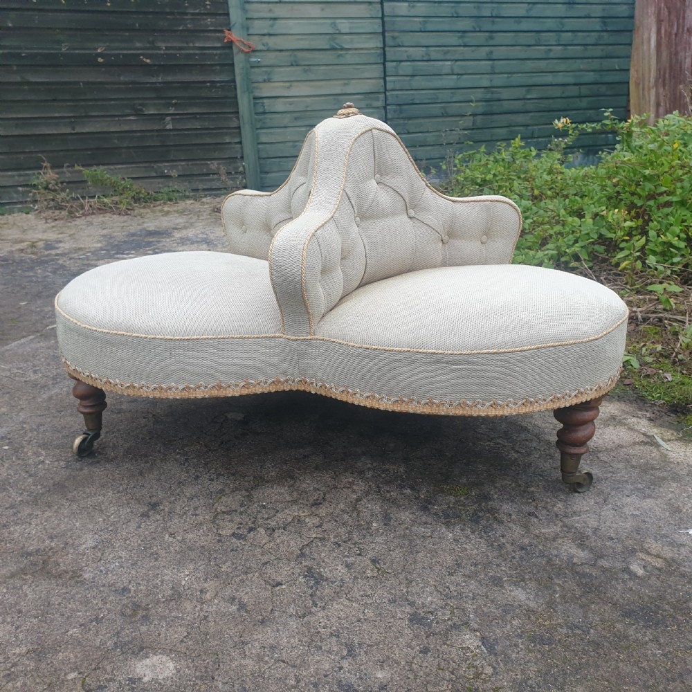 Victorian conversation centre seat. View V
