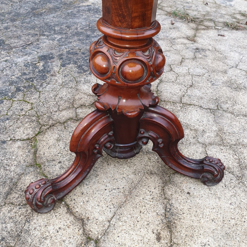 Good quality 19th century work table  View VI