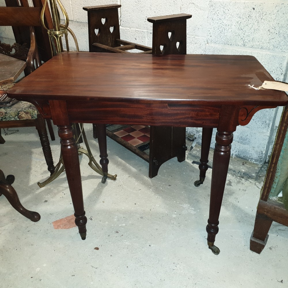 Victorian mahogany side table  View IV