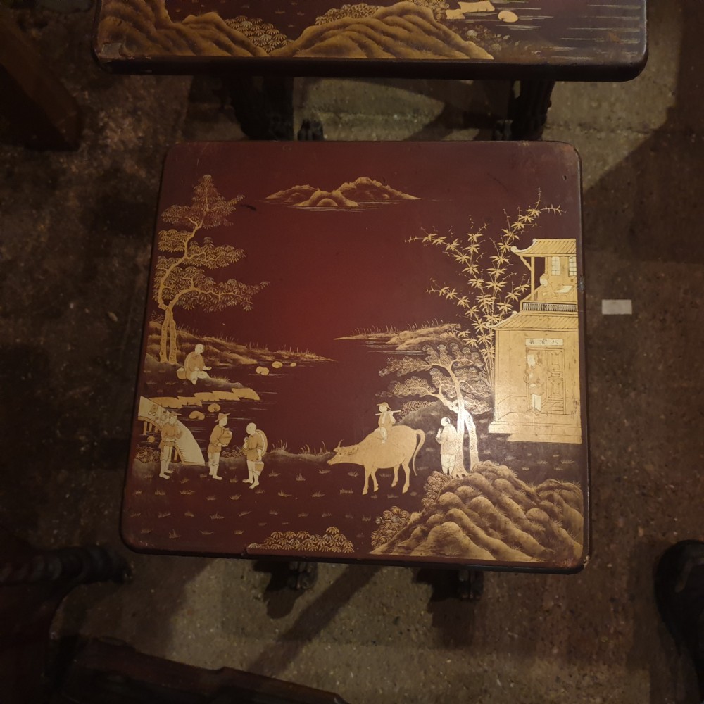 Nest of 4 lacquered tables  View XI