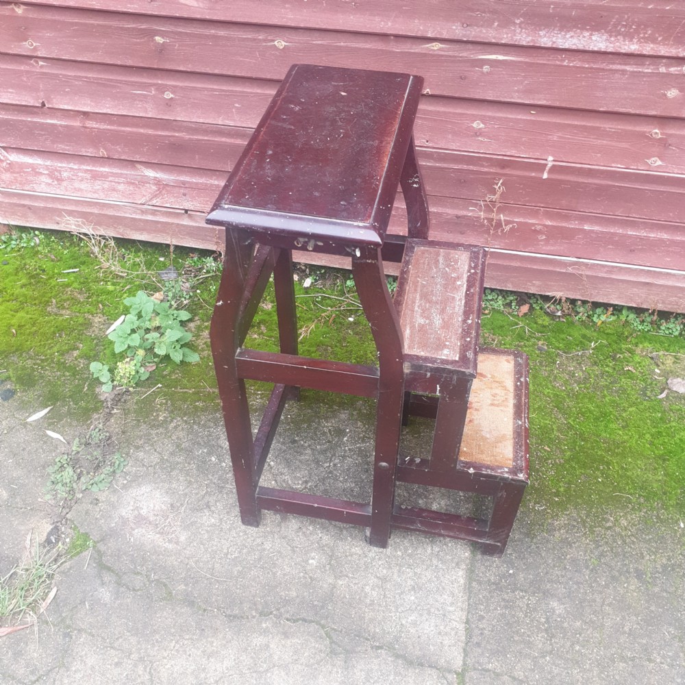 Set of late Victorian folding library steps 