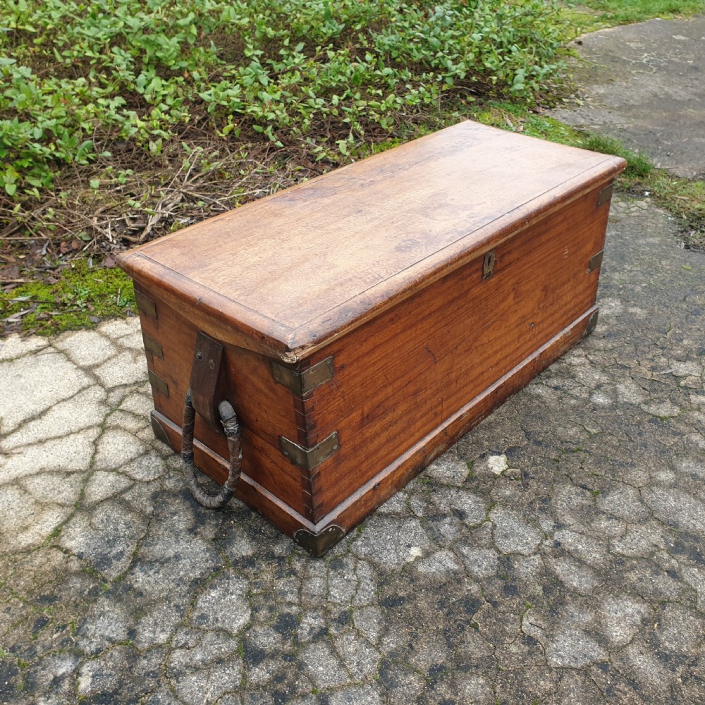 19th century ship's sea chest View II