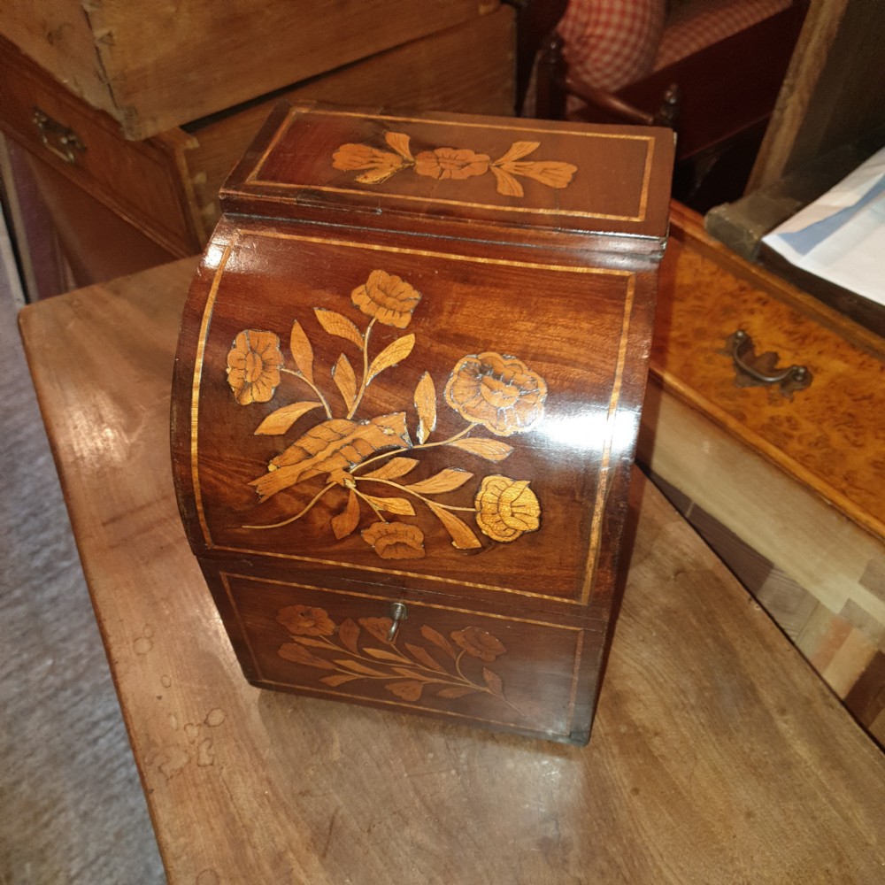 Inlaid 19th century Dutch marquetry box View V