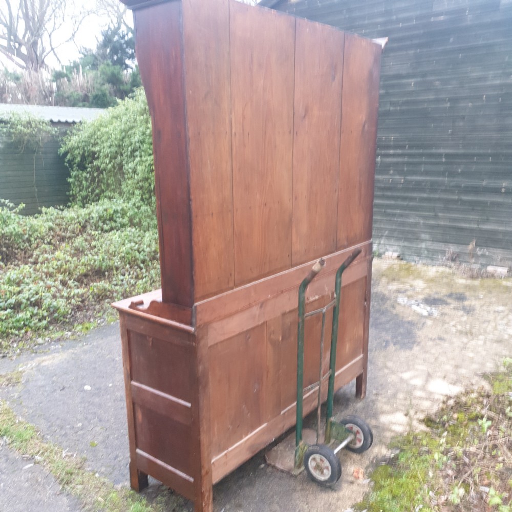 Early Victorian Welsh oak and mahogany dresser  View III