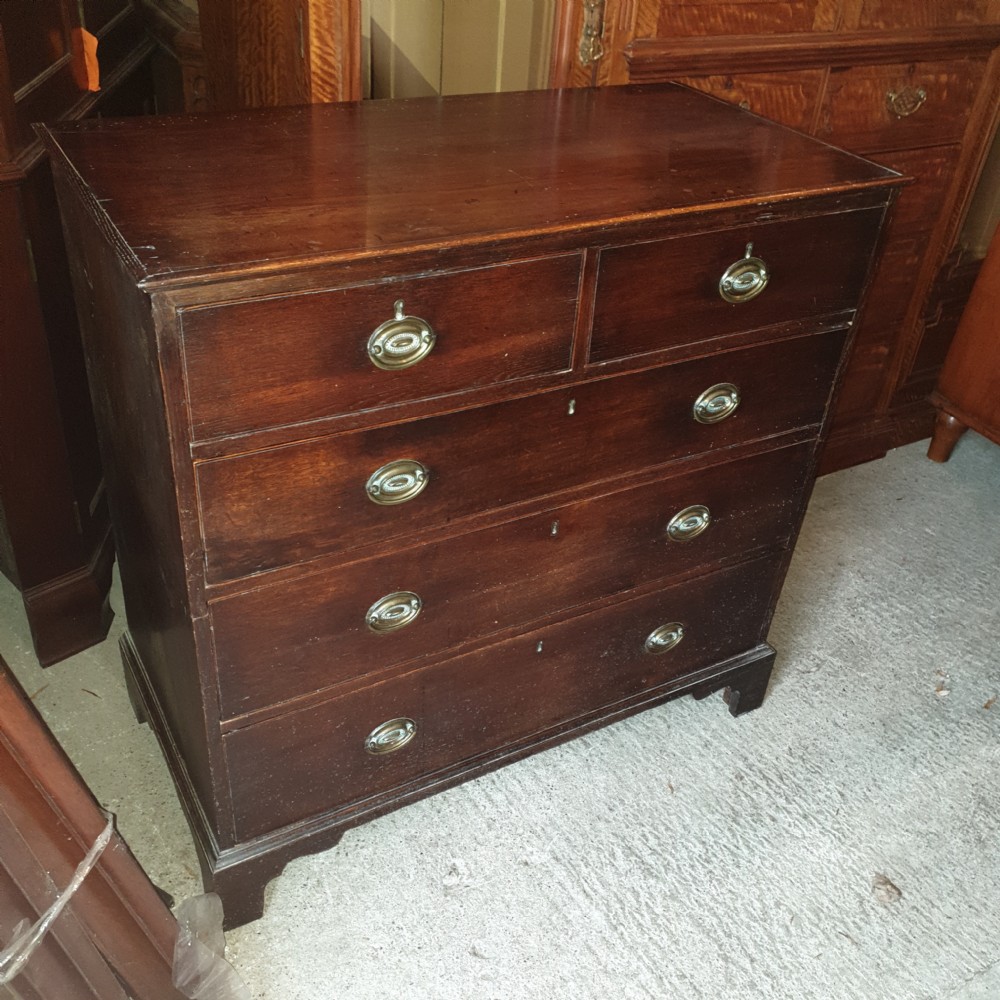 Late Georgian oak chest of drawers 