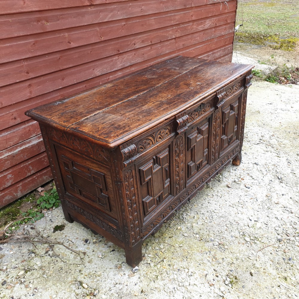 17th century elm coffer chest  View VIII
