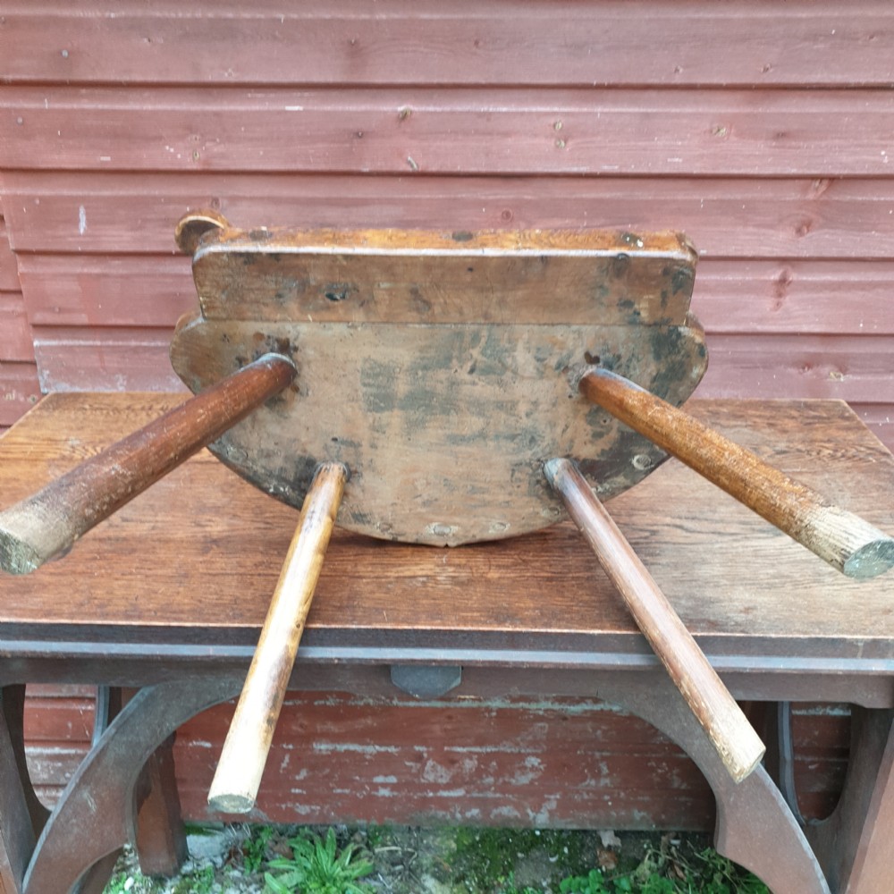 19th century Welsh stick back chair View VI