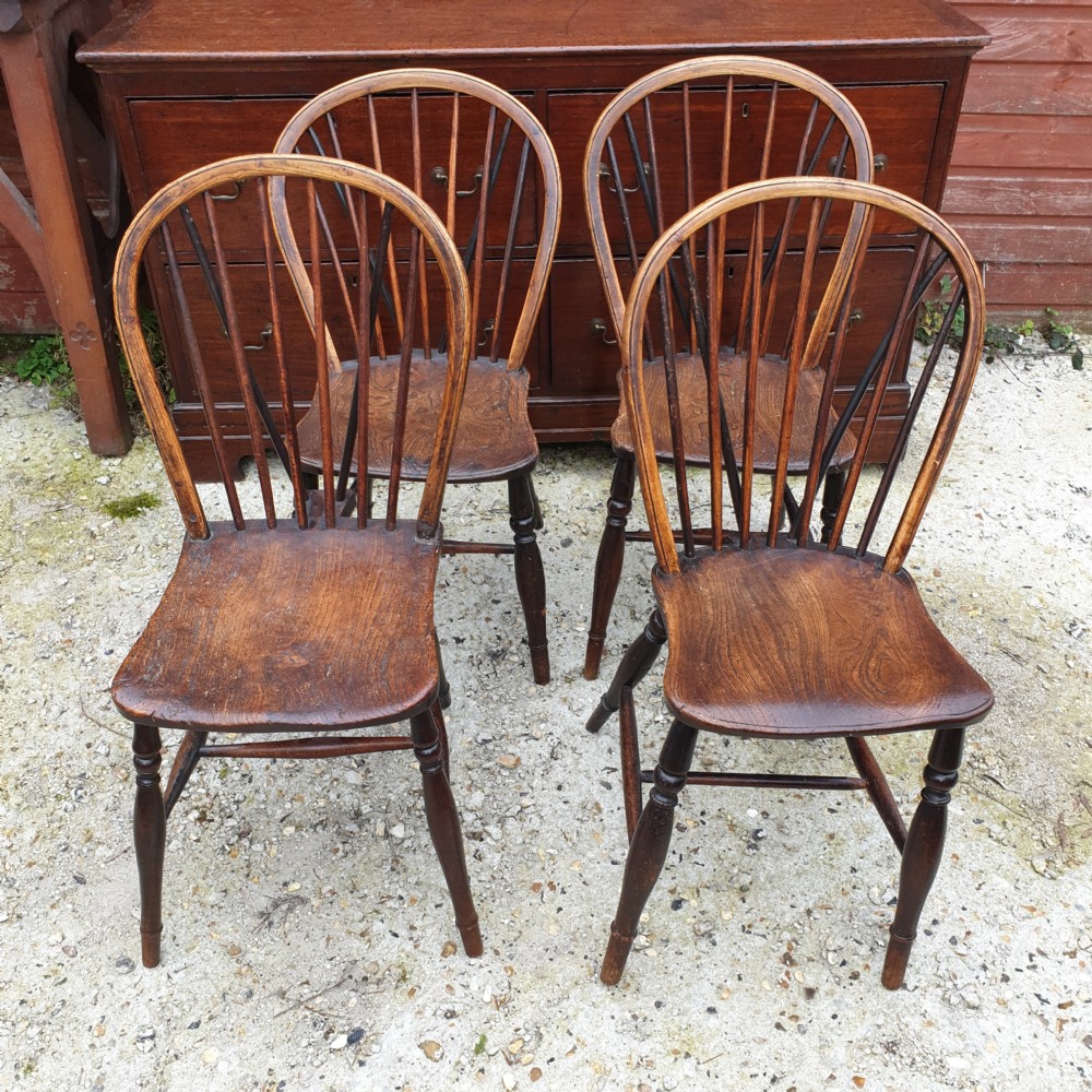 Set of 4 19th century west country Windsor chairs 
