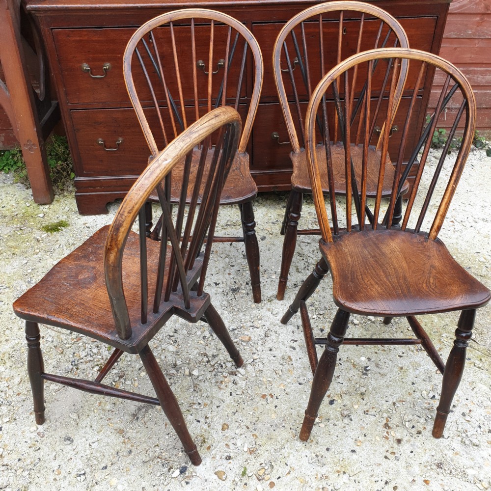 Set of 4 19th century west country Windsor chairs  View III