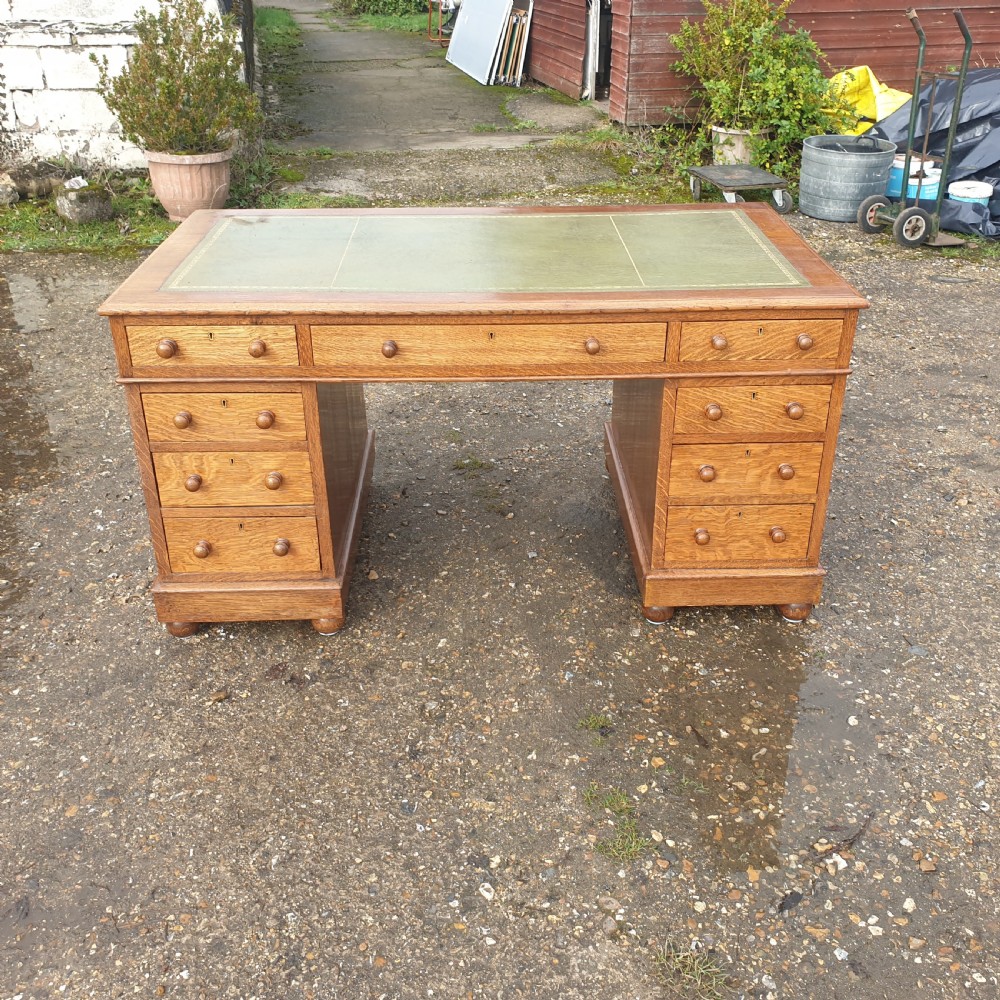 Good sized oak kneehole pedestal writing desk  View II