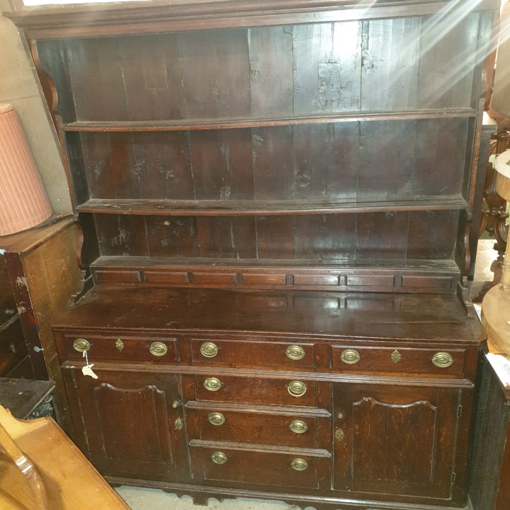 Late Georgian oak 2 part dresser. 