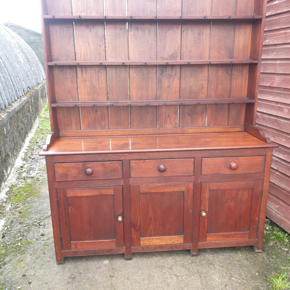 19th century 2 part farmhouse dresser  View III