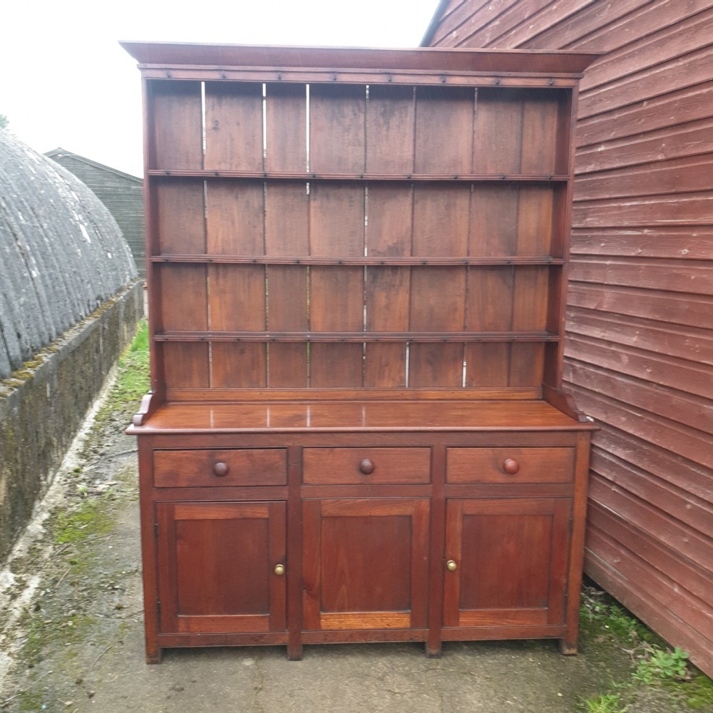 19th century 2 part farmhouse dresser  View IV