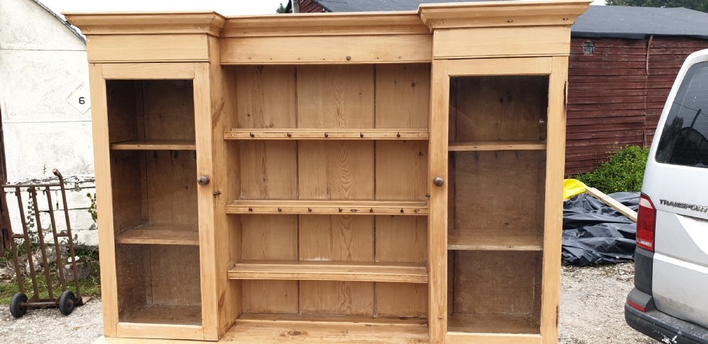 Early Victorian Welsh pine kitchen dresser  View V