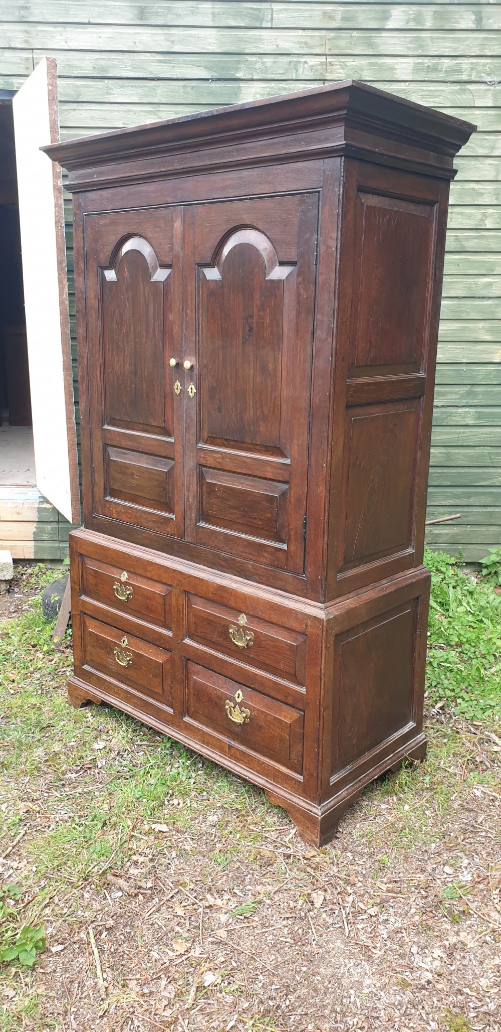 Antique oak press cupboard wardrobe. 