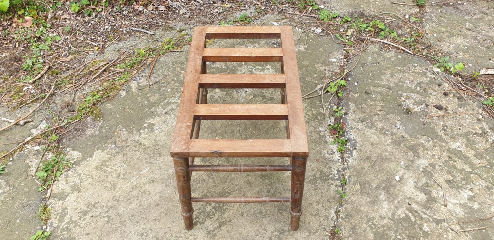 Edwardian mahogany slatted luggage stand. View III