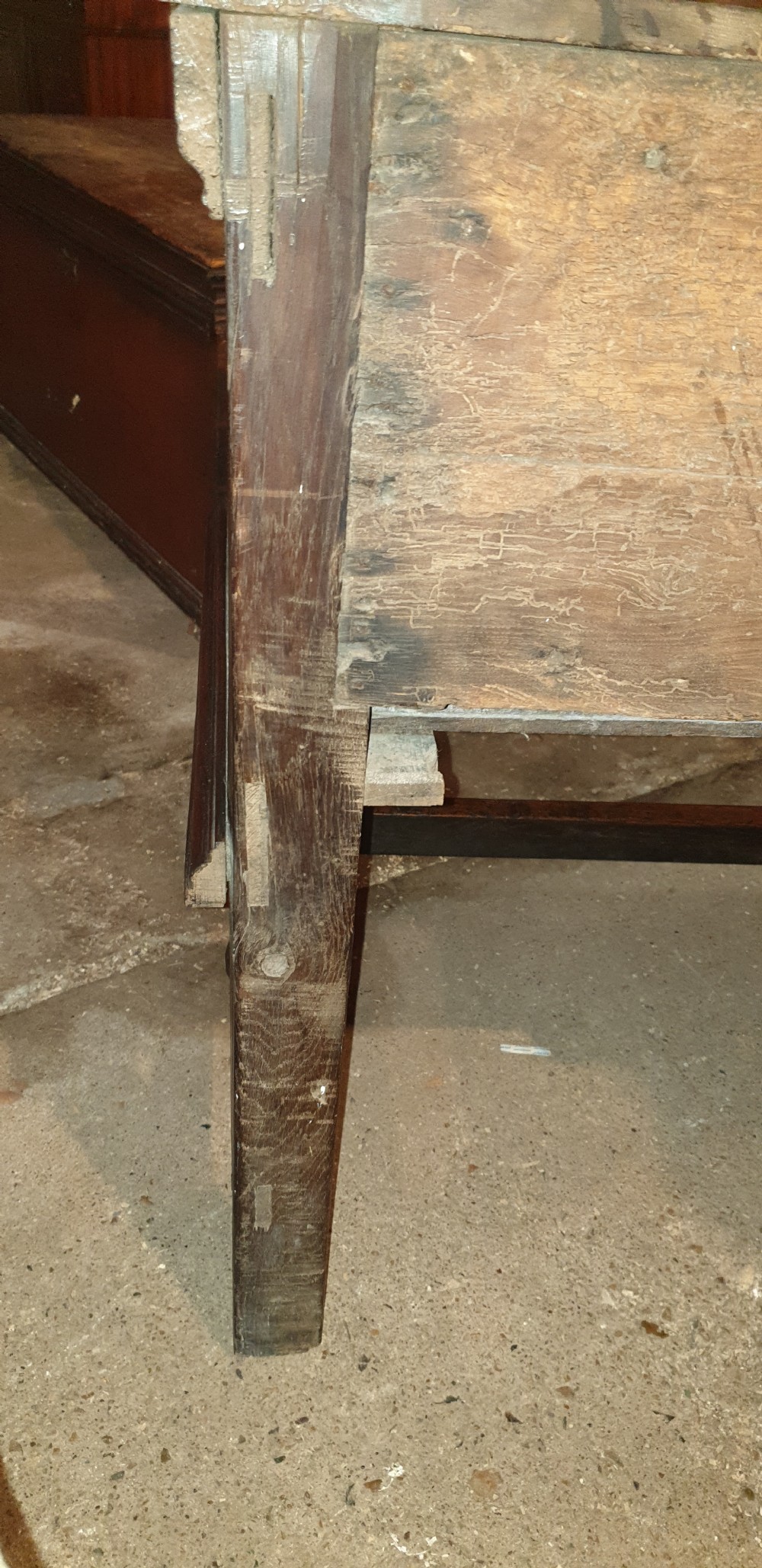 Late Georgian oak 3 drawer dresser base.  View VIII