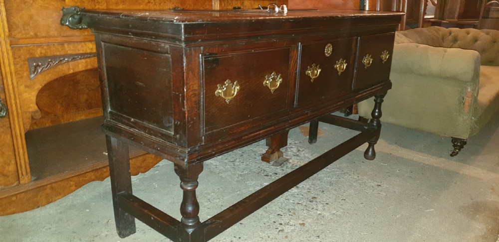 Late Georgian oak 3 drawer dresser base.  View XII