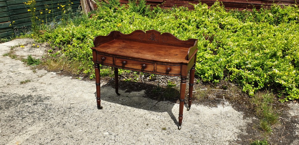 Elegant Regency side table View V