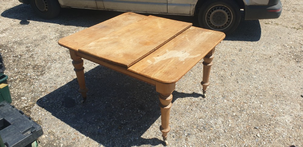 Practical late Victorian ash 8 seater extending kitchen table  View IV