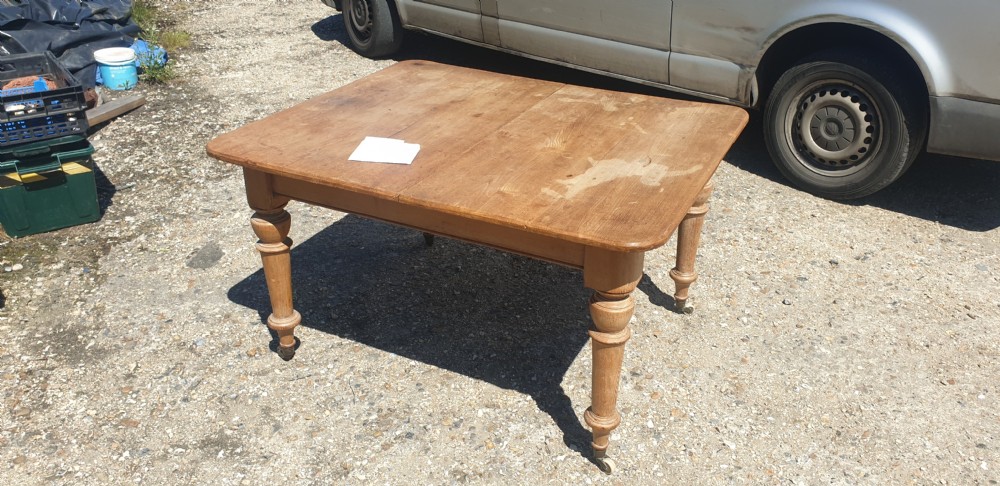 Practical late Victorian ash 8 seater extending kitchen table  View VI