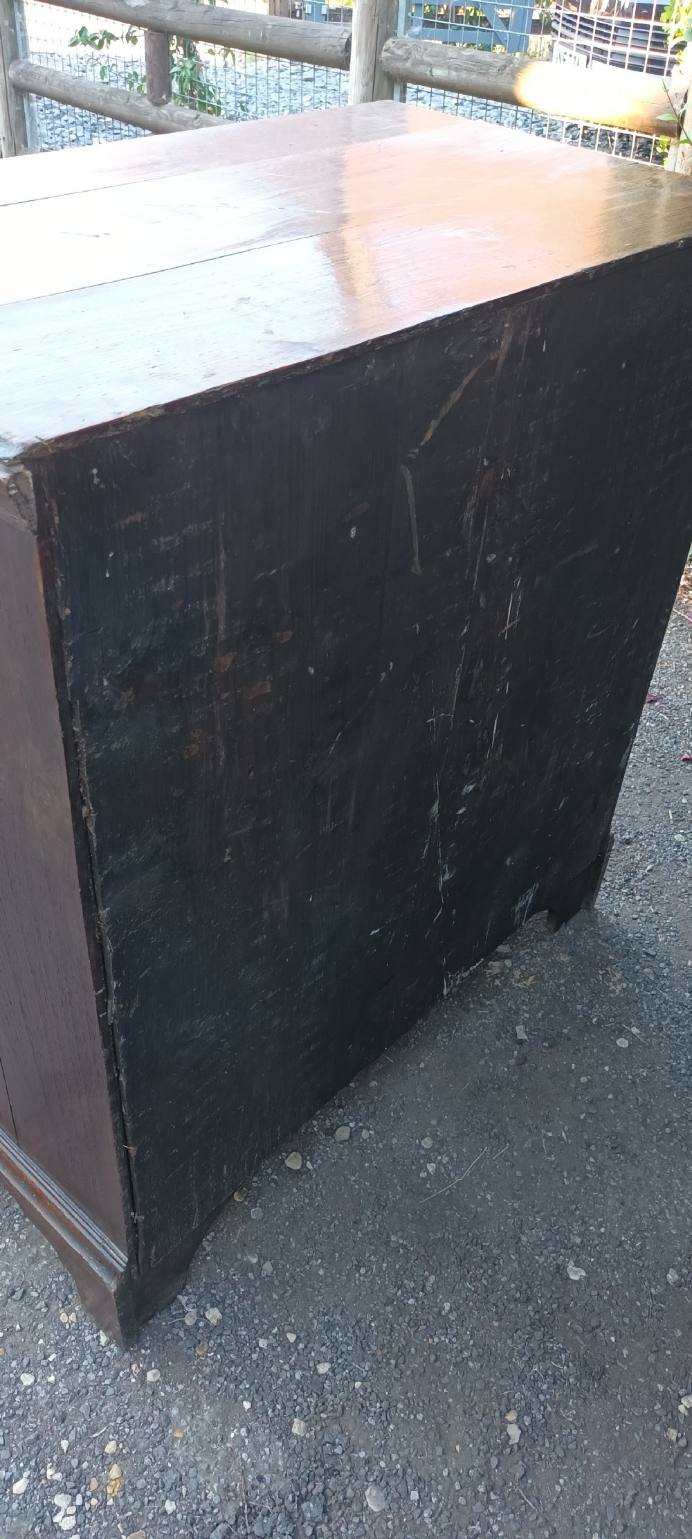 Good George the second oak chest of drawers  View II
