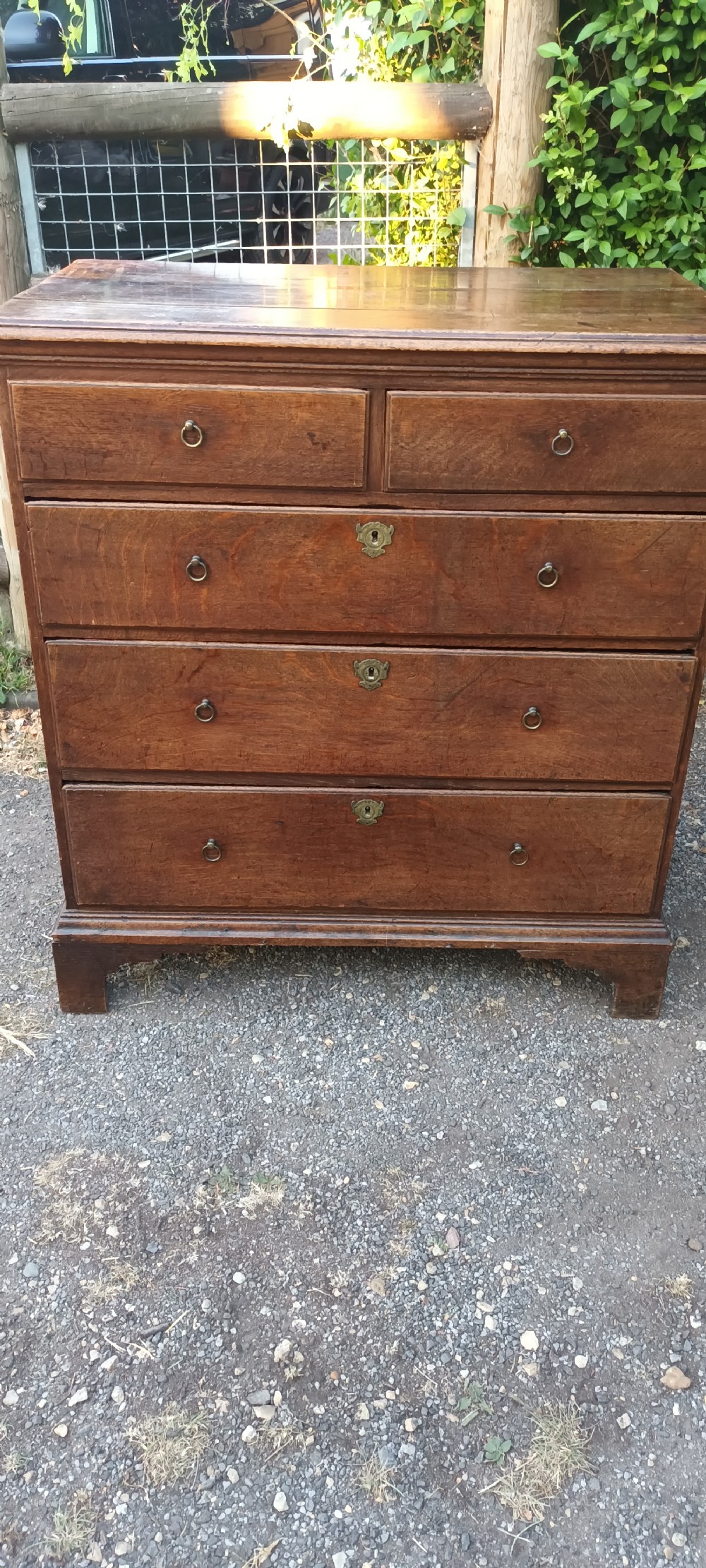 Good George the second oak chest of drawers  View IV