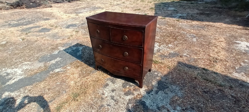 Regency mahogany bow front chest of drawers.  View VII