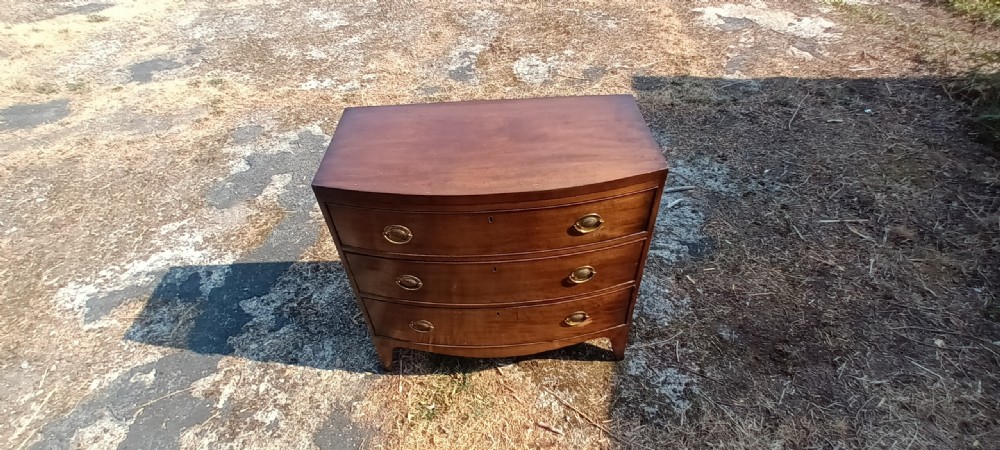 Early Victorian mahogany bow front chest of drawers. View III