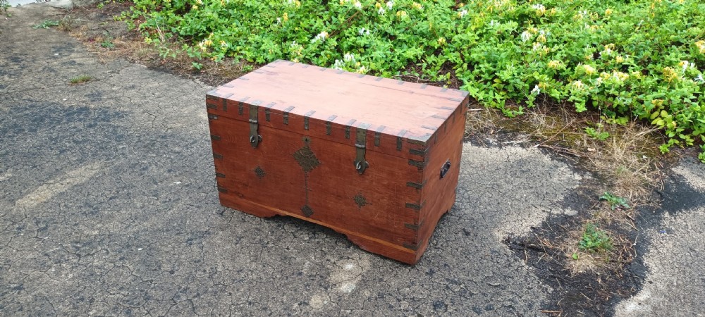Indian fitted metal bound trunk. View VI