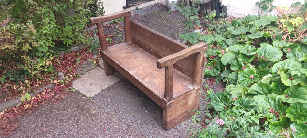 Antique oak hall bench. View VI