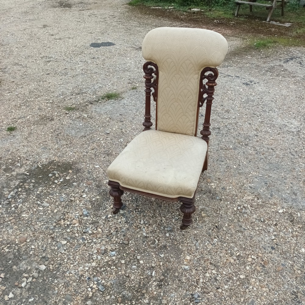 Carved Victorian walnut prie dieu ,of large size. View II