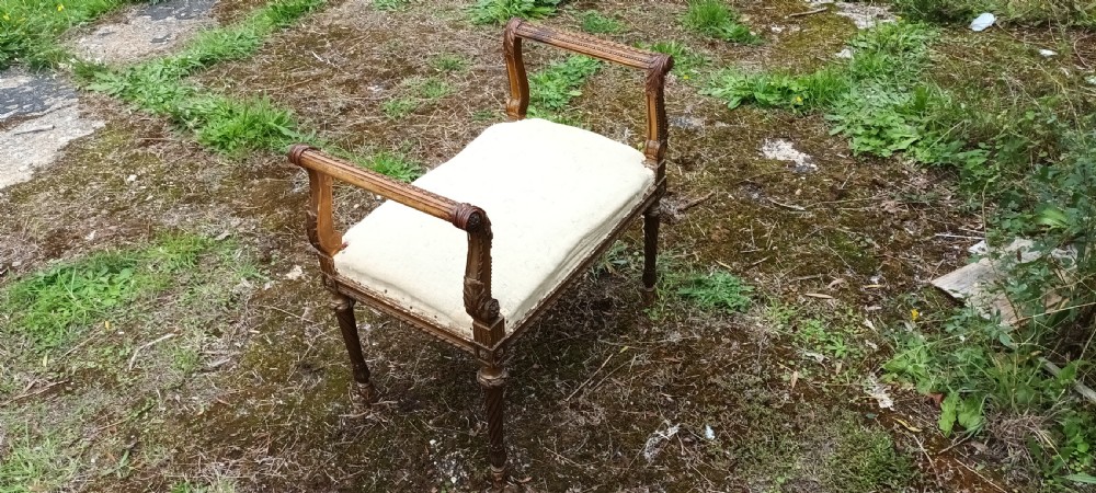 Decorated window seat stool View V