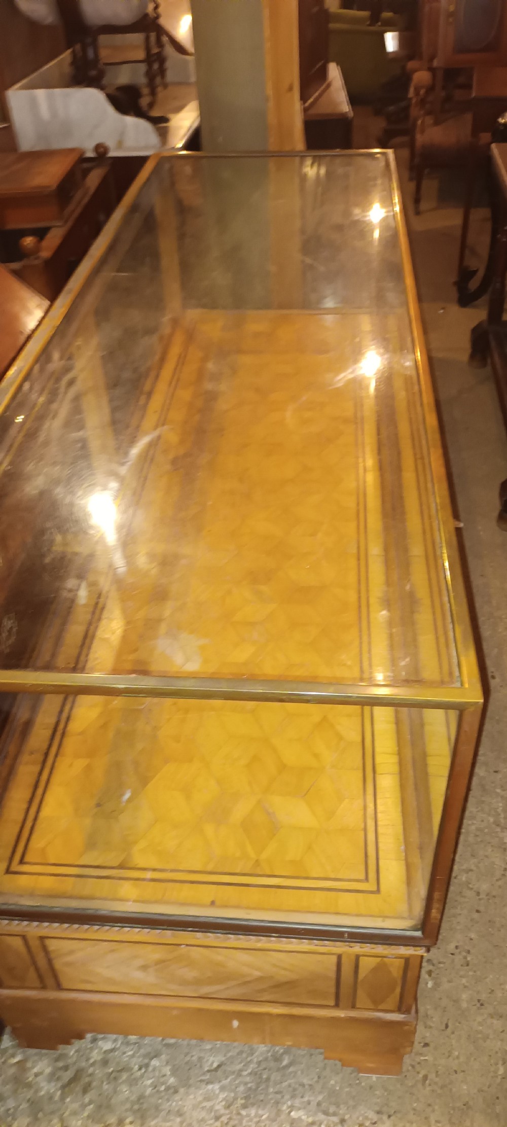 Shop display cabinet  View VII