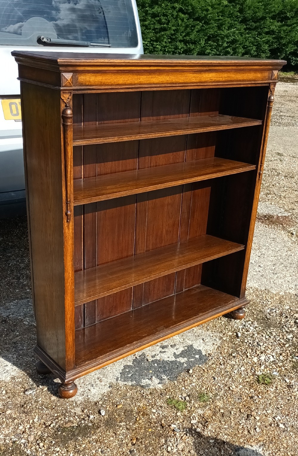 Good practical oak open front bookcase. 