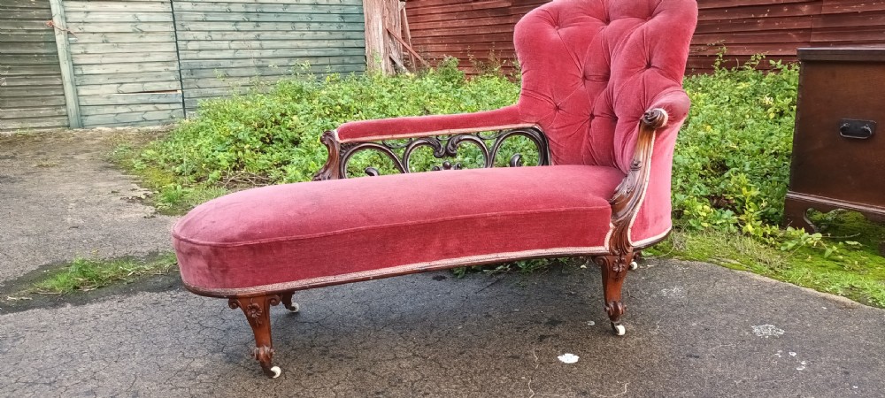 Mid Victorian rosewood chaise longue.  View IV