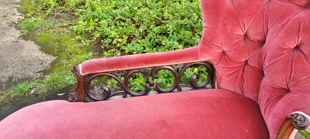 Mid Victorian rosewood chaise longue.  View VI