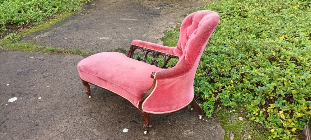 Mid Victorian rosewood chaise longue.  View VII