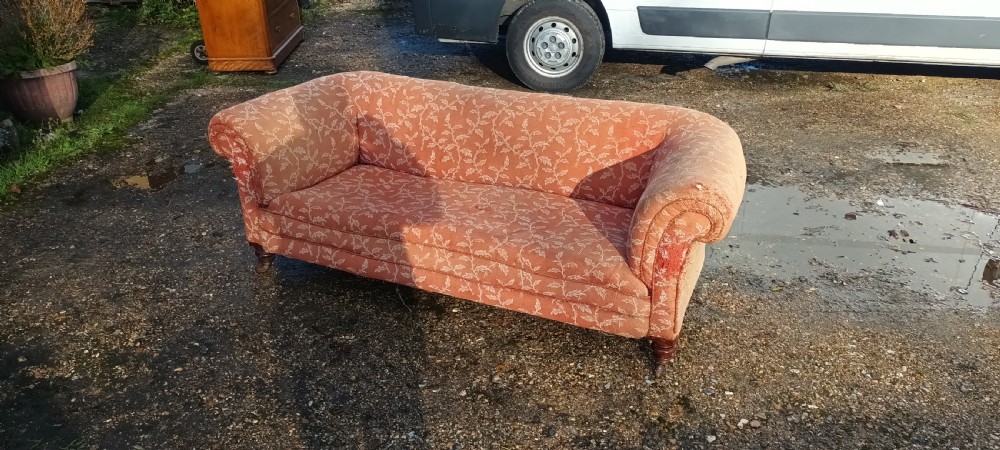 Late Victorian Chesterfield sofa. View V