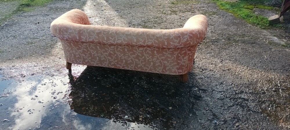 Late Victorian Chesterfield sofa. View VI