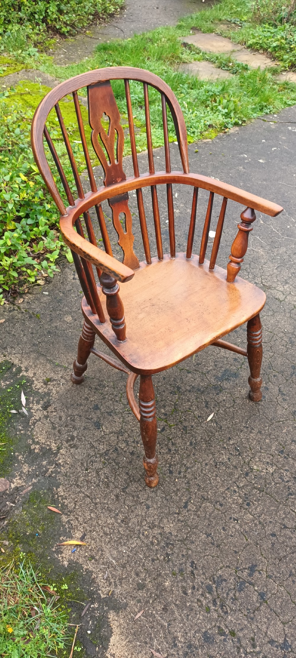 Victorian Windsor armchair.  View III