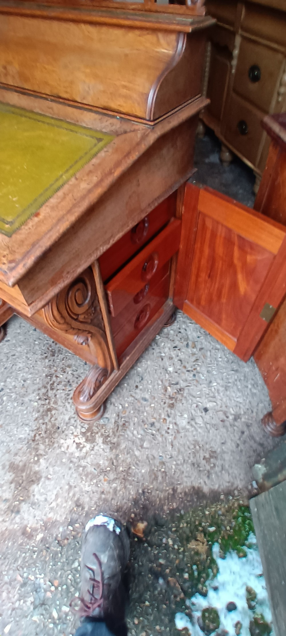 Good quality oak Victorian davenport.  View VI