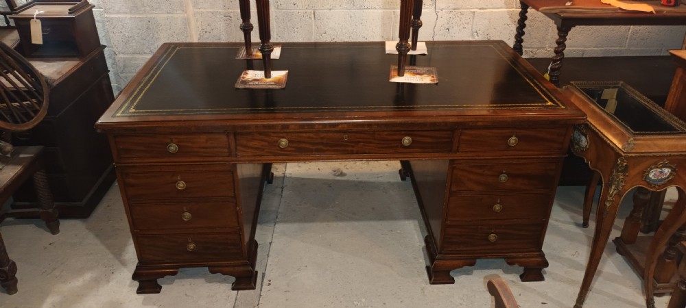 Large 19th century mahogany partners desk View XIV