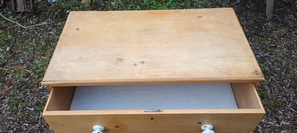 Early Victorian pine chest of drawers.  View V