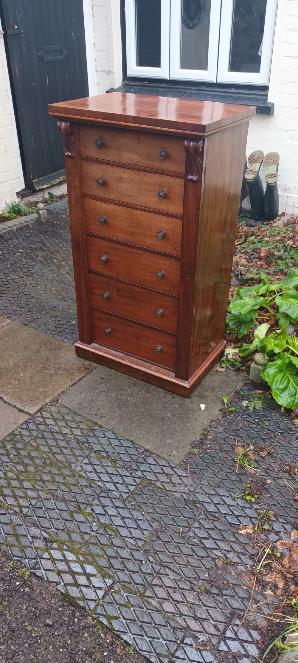 Victorian mahogany Wellington chest. View VI