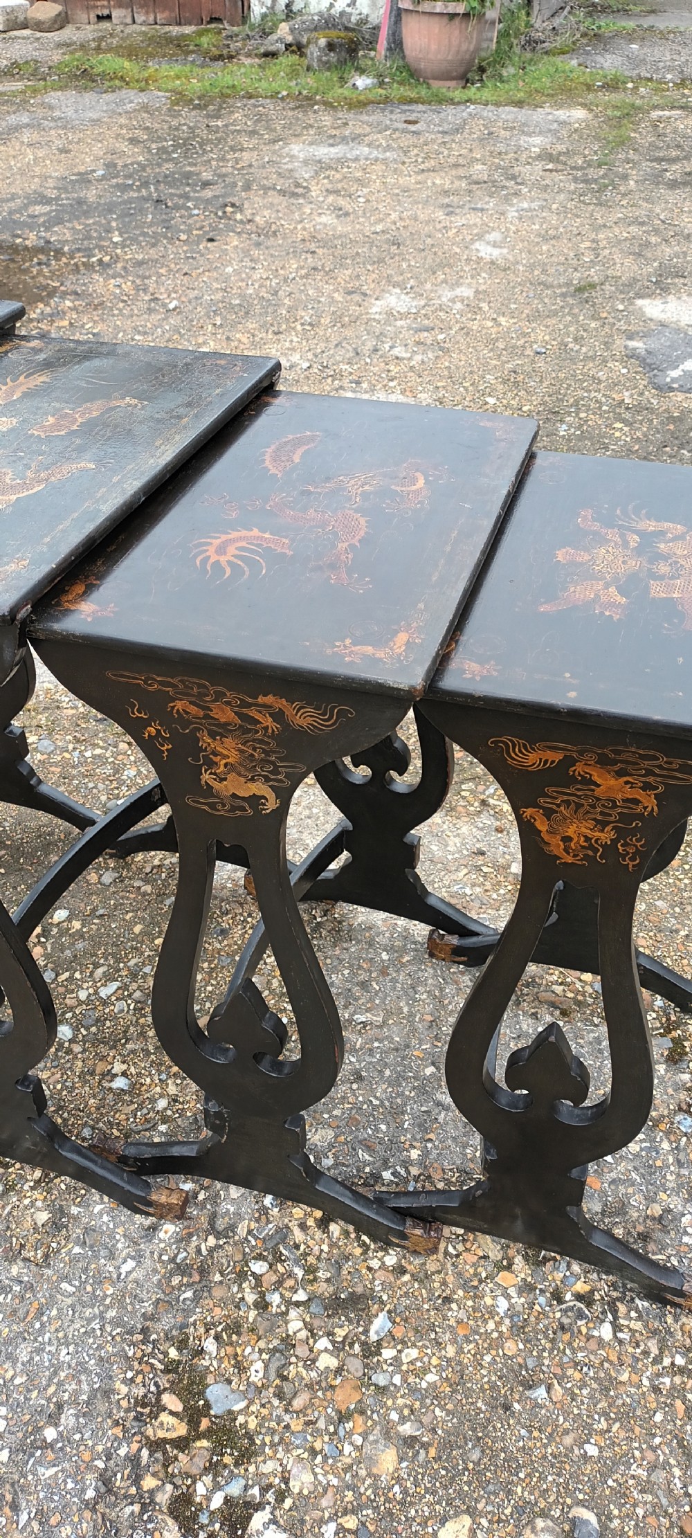 Nest of 4 Oriental occasional tables View V