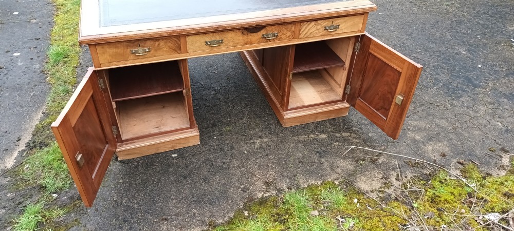 Good late Victorian walnut pedestal partners desk. View VIII