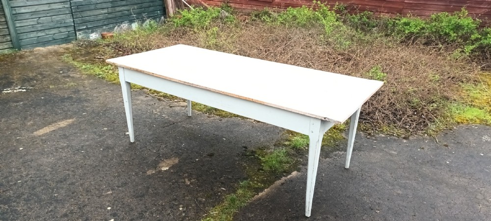 Early 20th century pine farmhouse kitchen table. View VIII