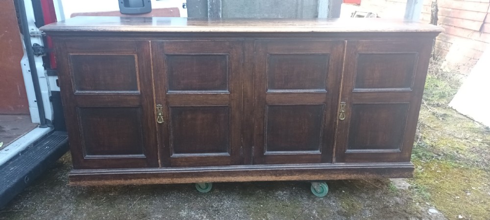 Useful oak 4 door 