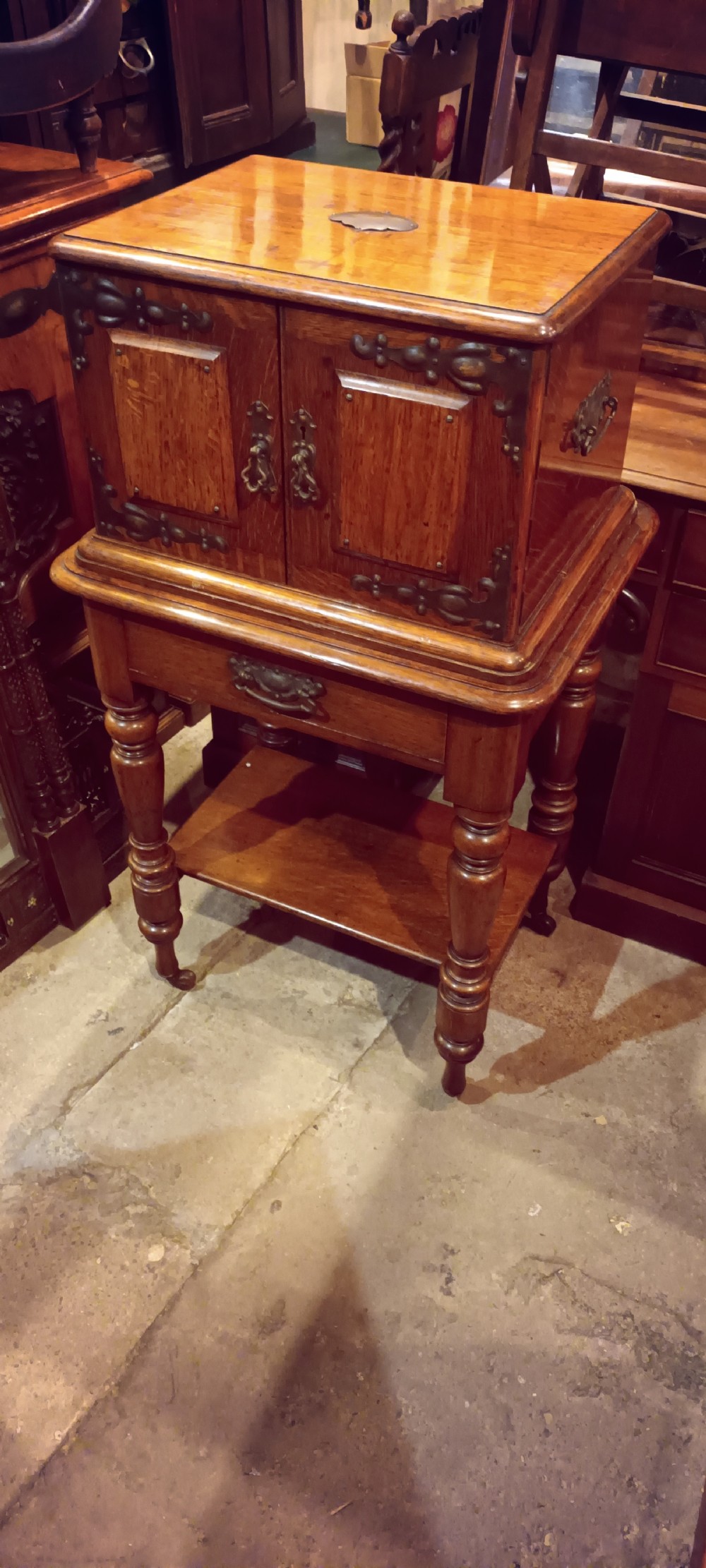 Late Victorian oak fitted cutlery cabinet with some cutlery. By Walker & Hall. View XI